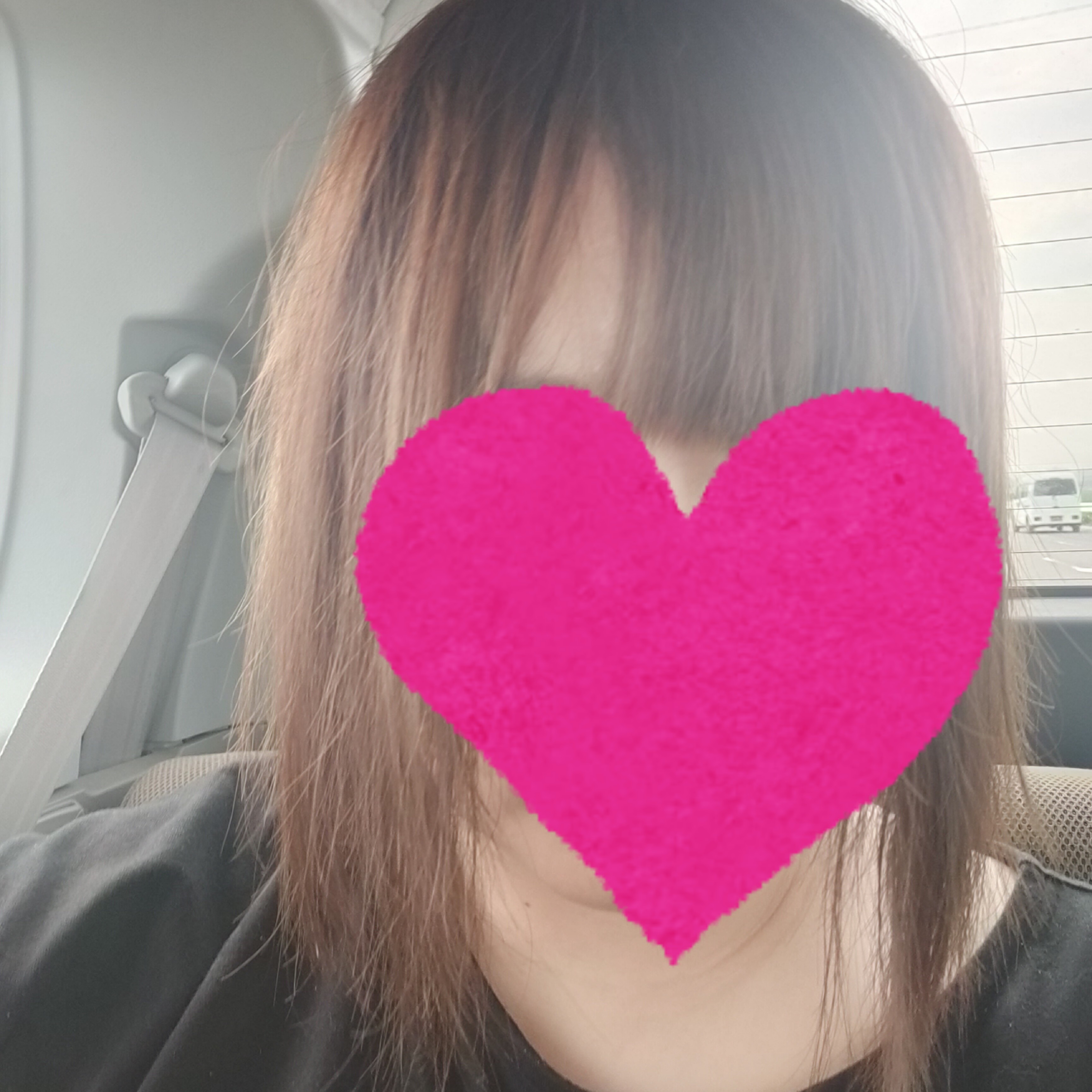 出勤してます