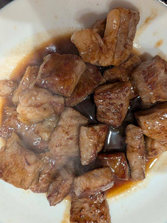 サイコロステーキ