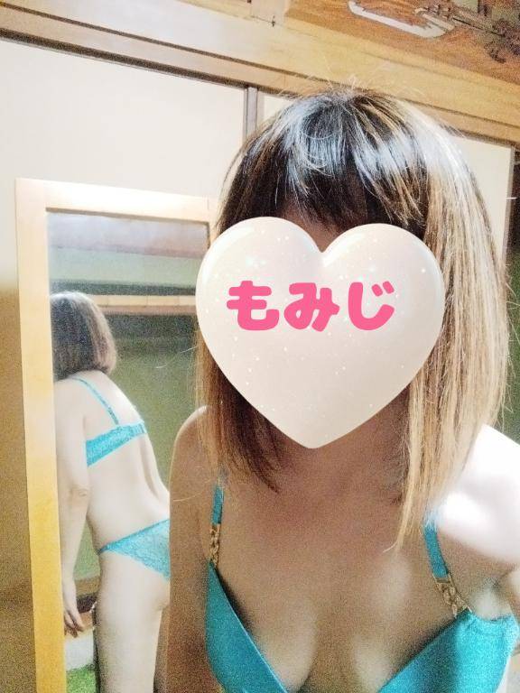 マツエクにいってきます?