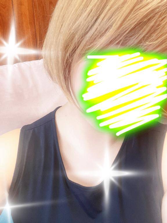 触り方がエロい?