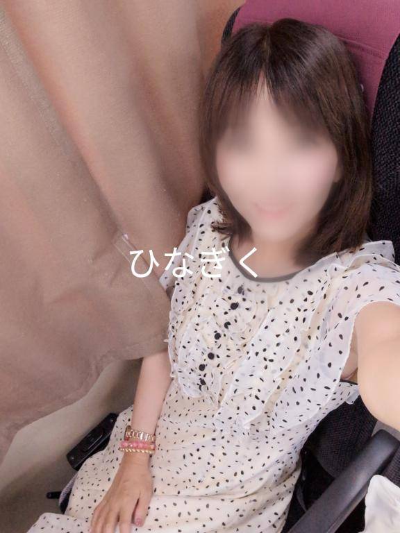 高松へ向かうバズの中です?