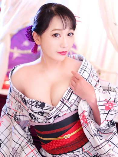 マリ（金瓶梅　城東町で一番人気のあるお店）