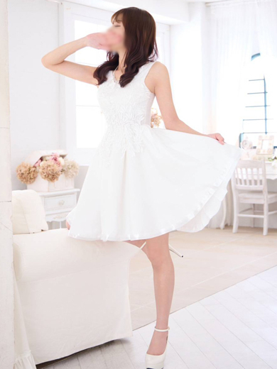 あき（金瓶梅　城東町で一番人気のあるお店）