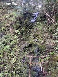 お互いに知らない