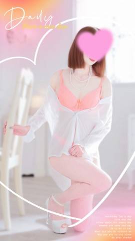 9時から13時まで出勤していますよ♪