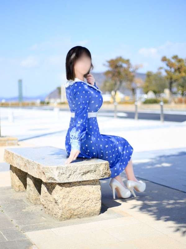 石野真帆