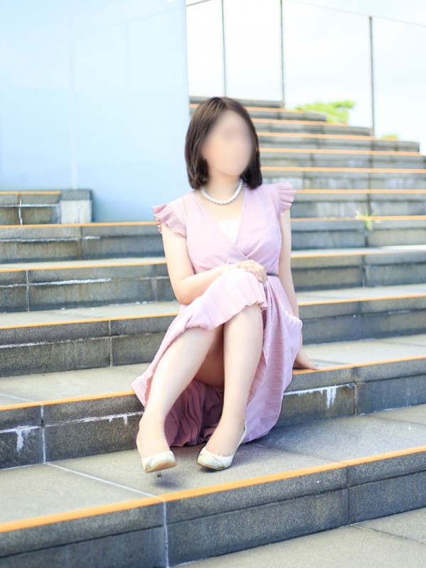 愛内もも