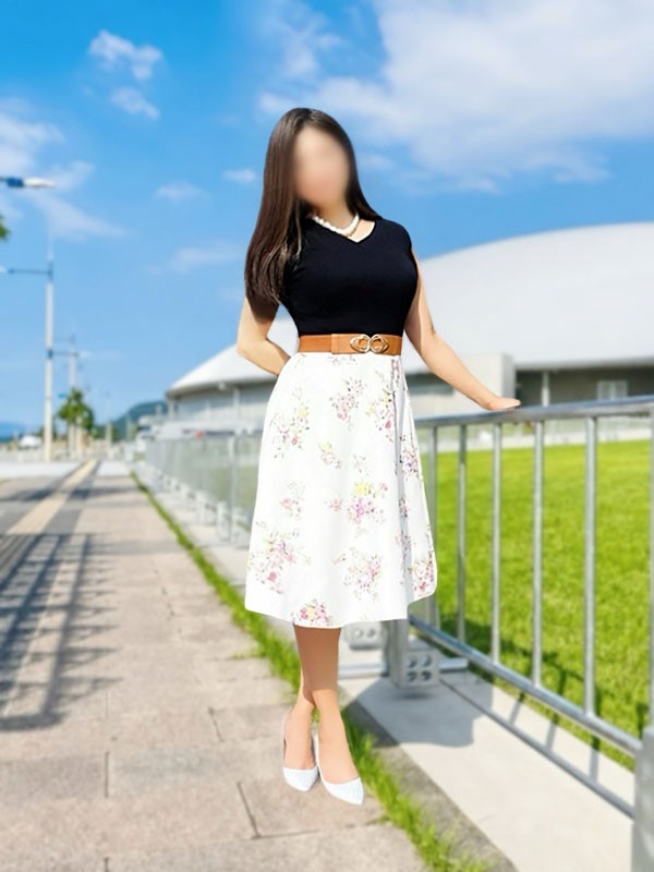 上条 あゆみ
