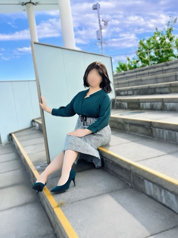 餅田ひかり