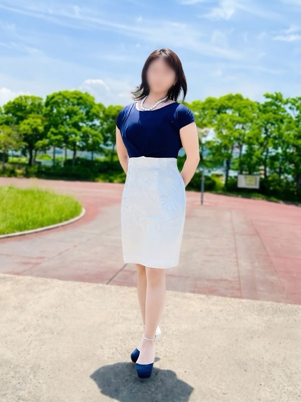 高嶋れいか