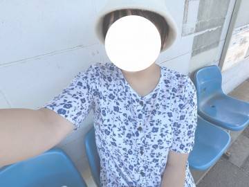 11時から18時まで出勤しております