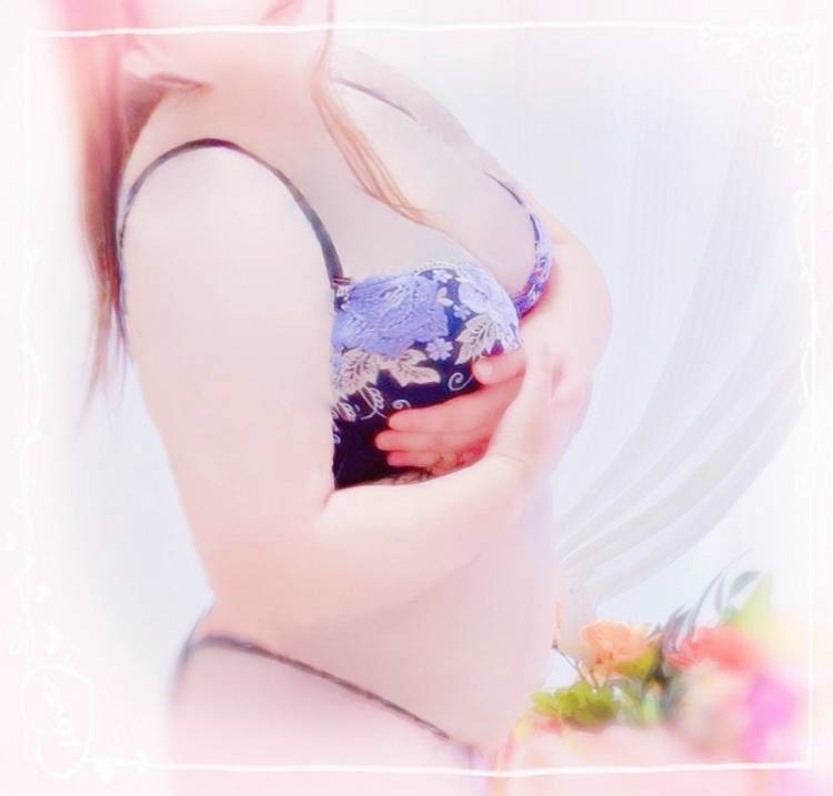 一葉みつは　出勤致しました