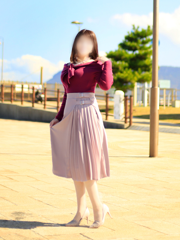 綾野りこ