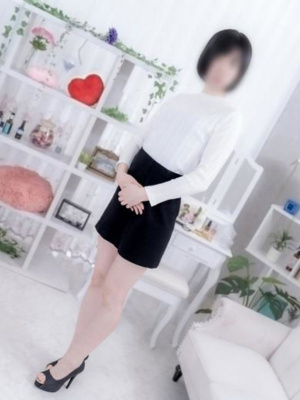 （高知デリヘル倶楽部 人妻熟女専門店）お会いになれば納得‼新人「葵葉(あおば)」さん本日13時より初出勤です♪