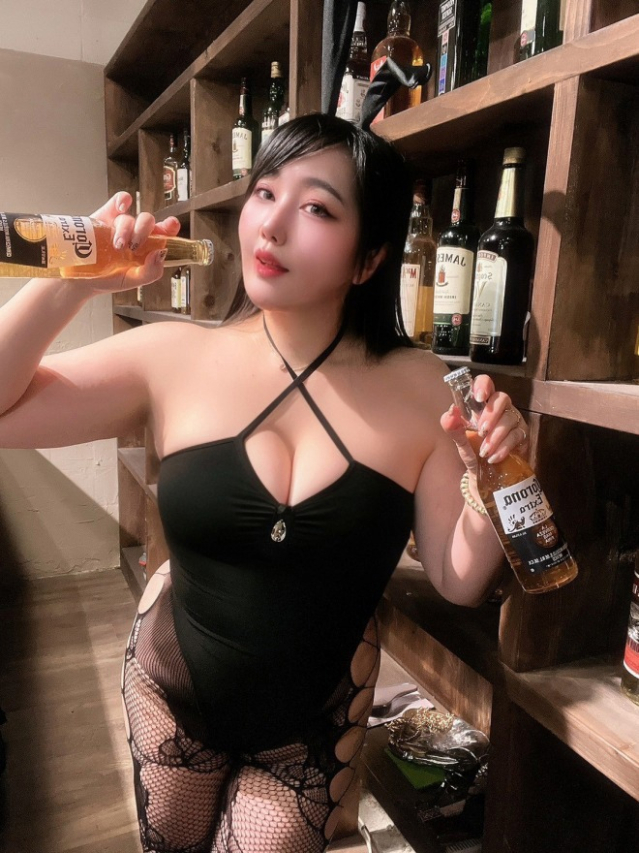 詩織(しおり)（高知デリヘル倶楽部 人妻熟女専門店）