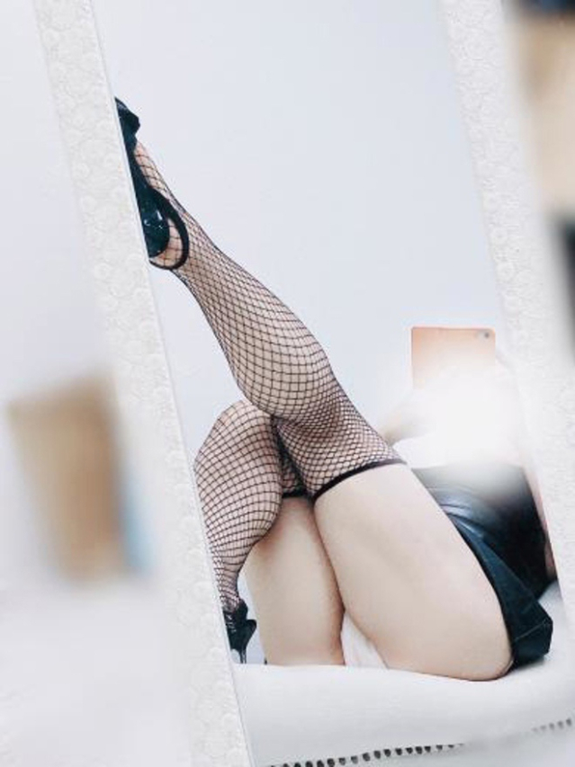 璃来(りく)(高知デリヘル倶楽部 人妻熟女専門店)