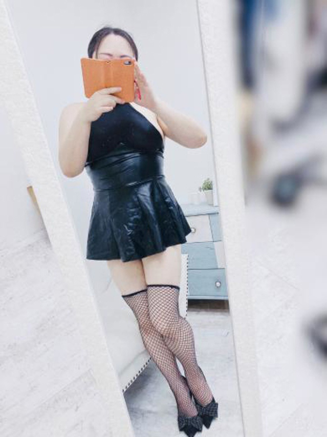 璃来(りく)(高知デリヘル倶楽部 人妻熟女専門店)