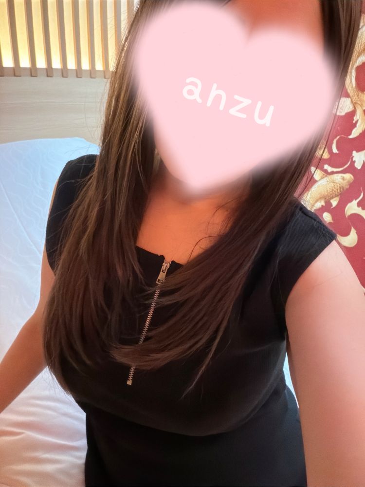 体験　あんずちゃん👩キレ可愛い系　爆乳　超〜エロエロMAX😘