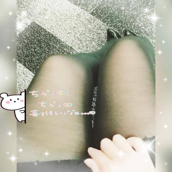 ちょっとだけ|??ω?)ﾁﾗｯ
