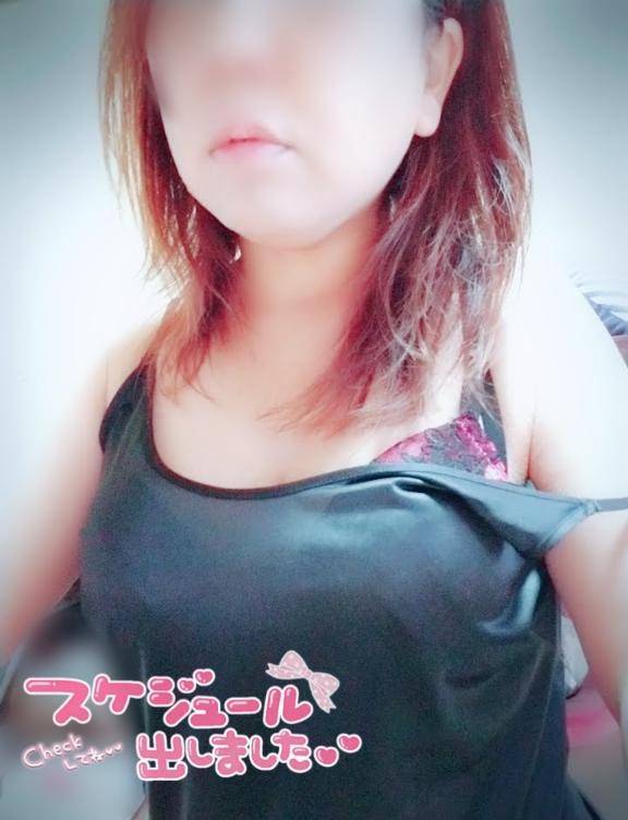次週の出勤予定です(*･ω･)*_ _)ﾍﾟｺﾘ??