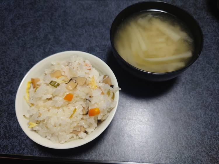 おはようございます(^^)
