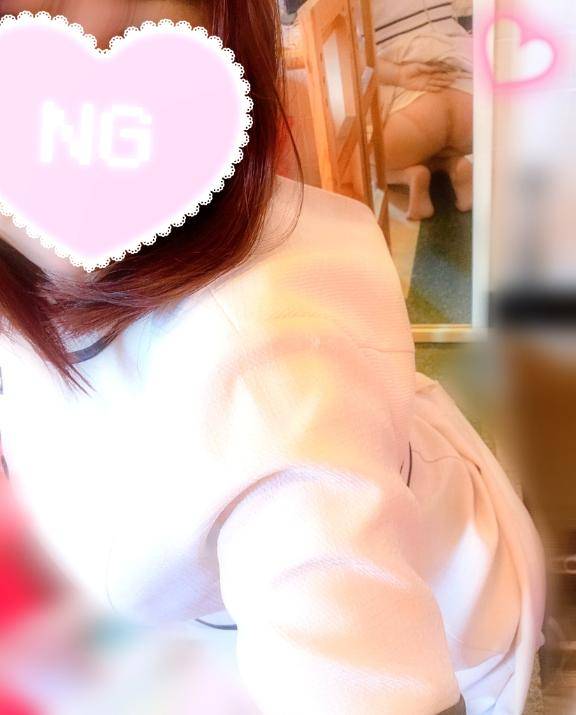 ちらり、