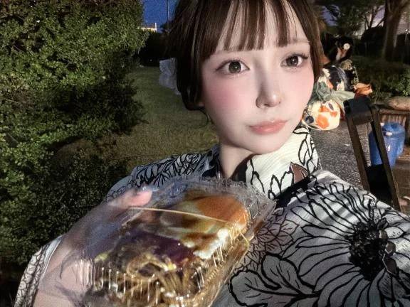 金城　あゆ