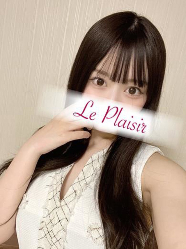 朝比奈　かれん（ル・プレジール）