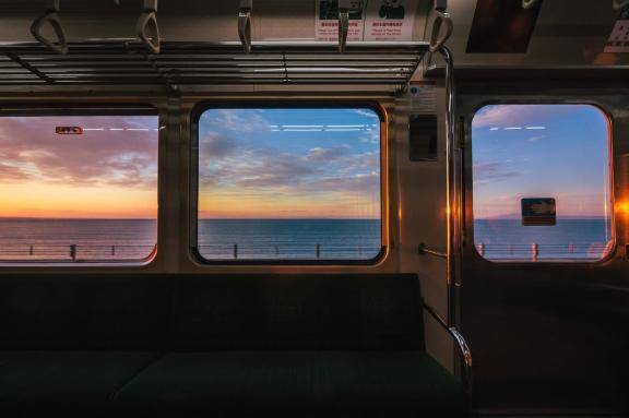 ご予約お待ちしてます?