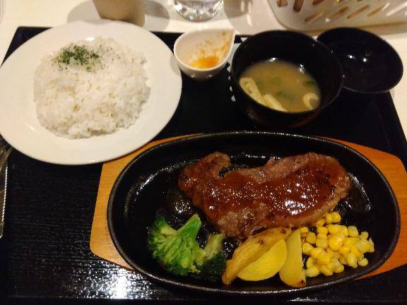 晴れてるけど週末にかけて雨なのね