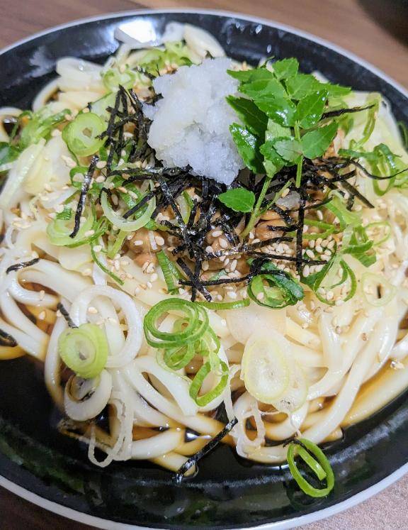 お昼は
