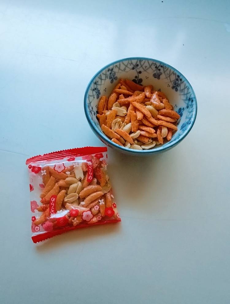 似てるけど