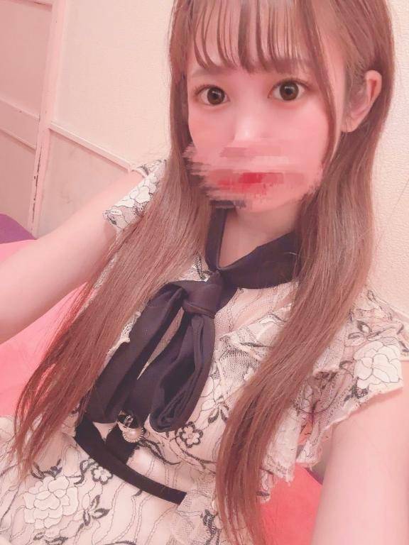 《 こんばんは 》