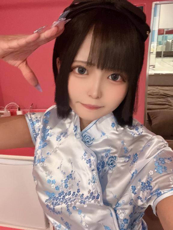 ロリ×コスプレ?