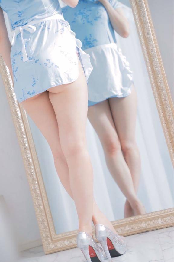 ?後ろから見てるの??
