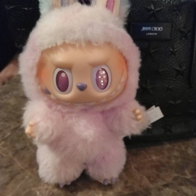 ラブブ欲しい人？