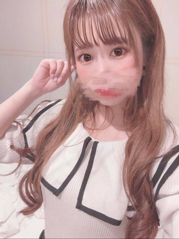 《 こんばんは 》