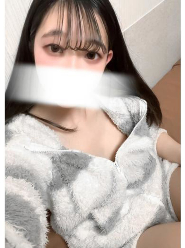 ひな(メイクアップ)