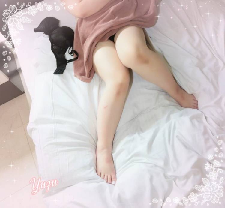 ★小柄な巨乳ちゃん『 新人 ゆずちゃん 』（ママにおまかせ「マニアック専科」）