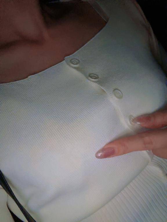 透けてる……？？？