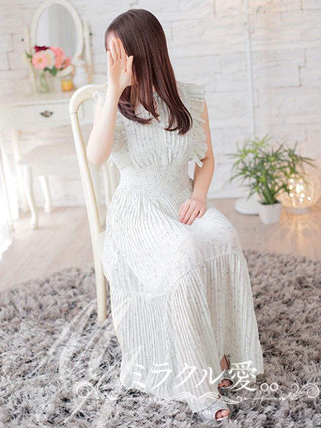 なな【PREMIUM】(ミラクル愛。。)