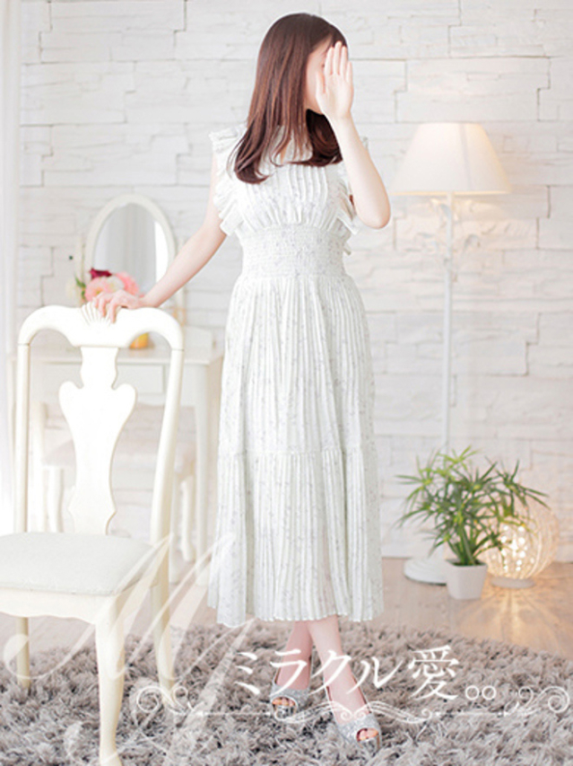 なな【PREMIUM】(ミラクル愛。。)