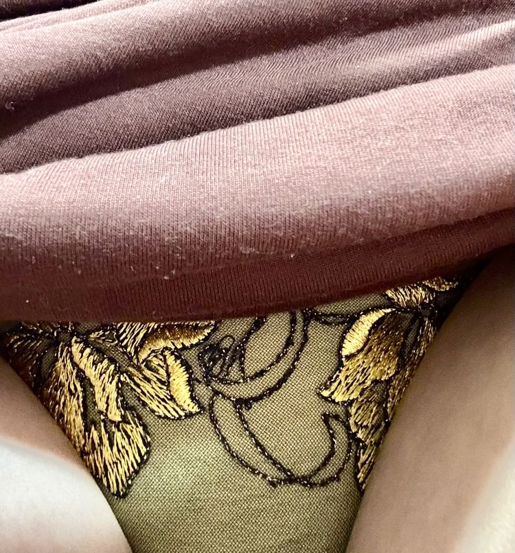 チラっ😛