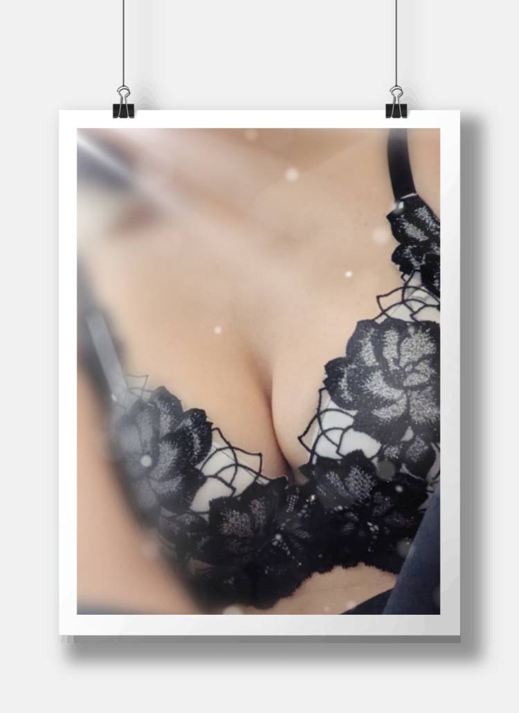 ま い☆本当に業界初・欲求不満人妻☆