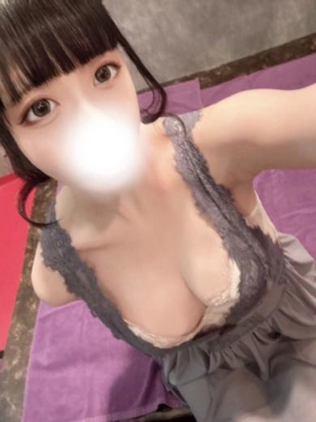 フワリ（新人）（One and Only）