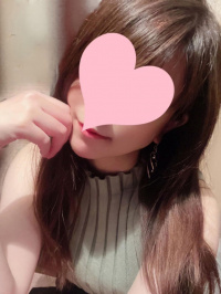 安(やす)色白のスレンダー女性◎