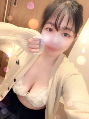 （四万十デリバリーヘルス ORIENTAL）癒しの現役大学生ほたるちゃん出勤♪