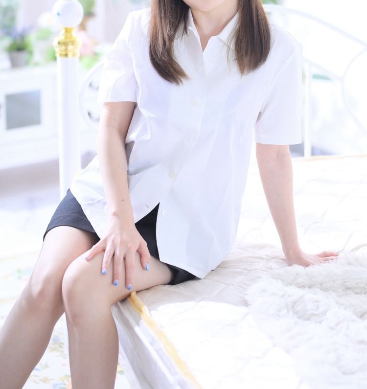 19日のお礼と♡本日17時～23時まで出勤します🍀* ゚