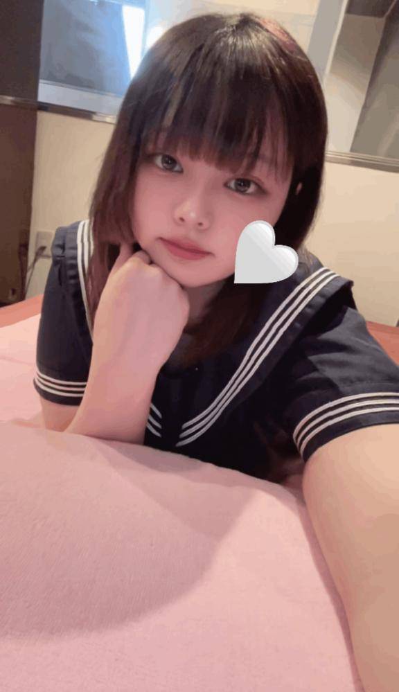 裏筋に沿って…舌でなぞるのがクセになるの