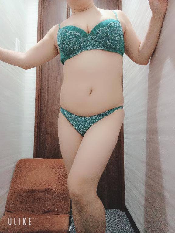 イチャイチャしょ？！♥